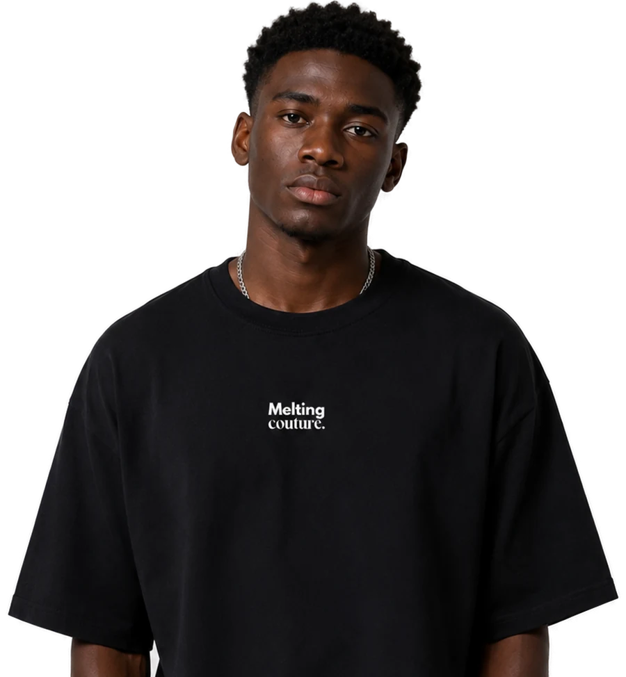 Mannequin portant un t-shirt oversize Melting Couture