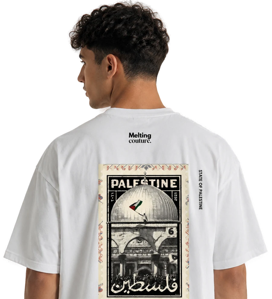 Mannequin portant un t-shirt oversize Melting Couture